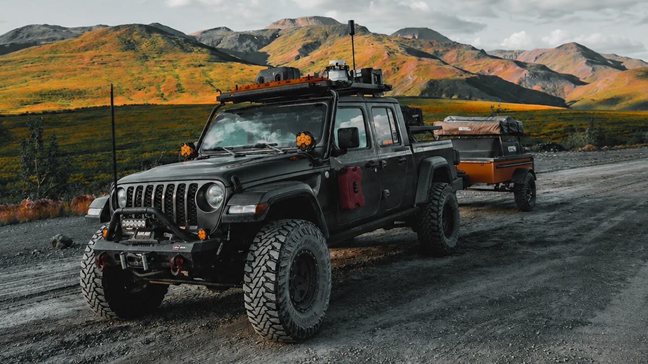 Overland vehicle equipped with the weBoost Drive Reach Overland cellular signal booster